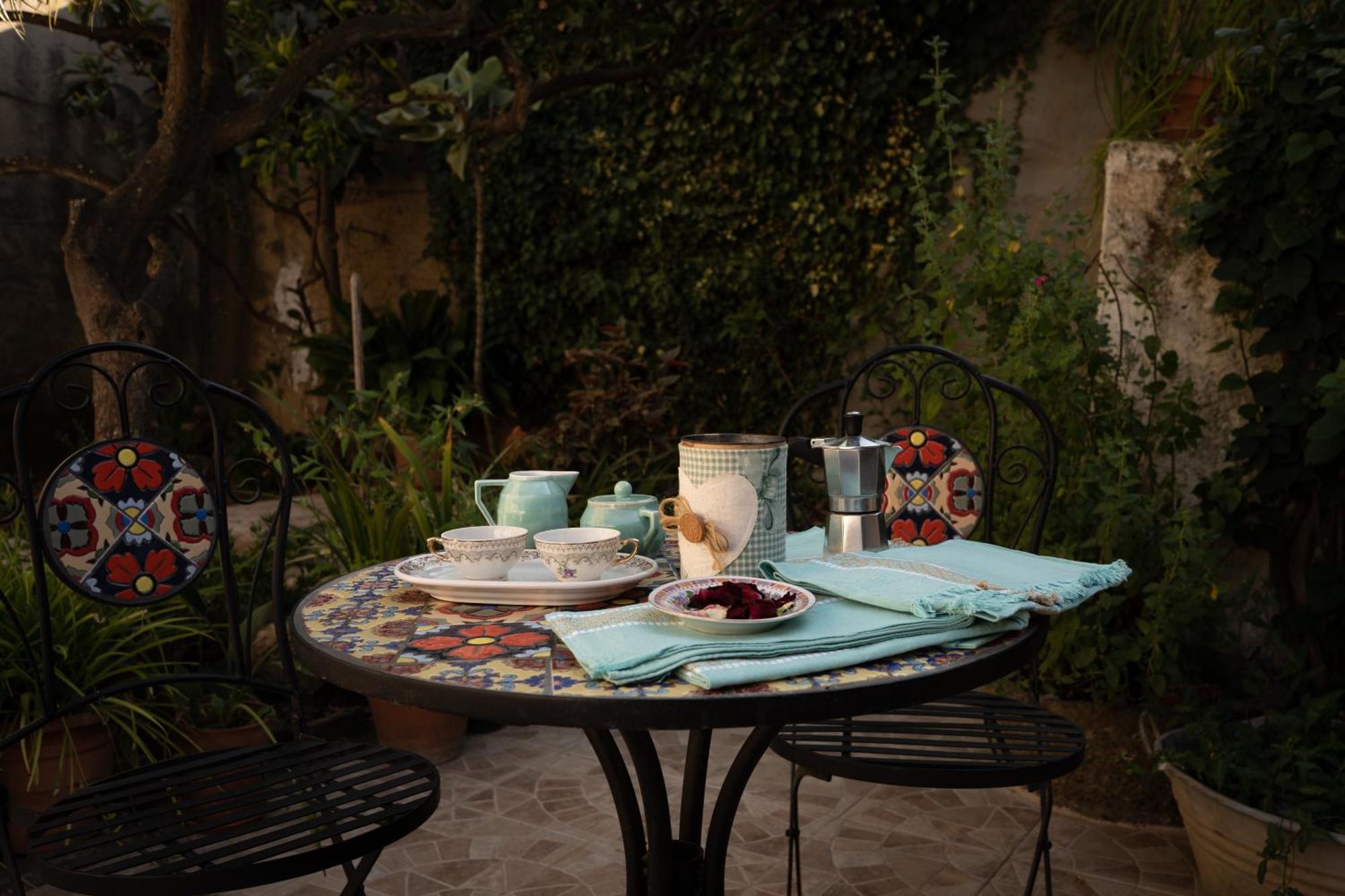 Sa Domu De Ladiri - Matrimoniale Con Giardino Bed & Breakfast Musei Екстериор снимка